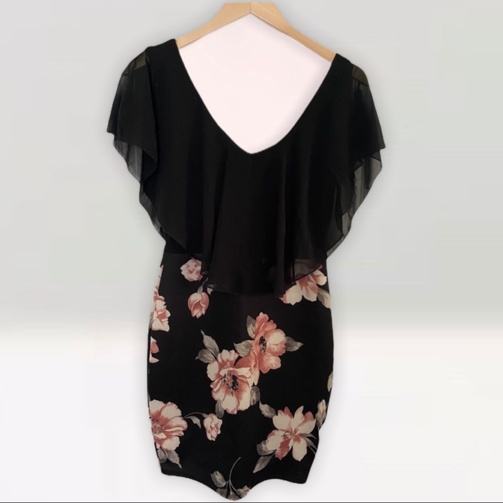 - Women’s Floral Dress - Medium